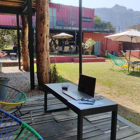 Containers Park Otel Tlayacapan Dış mekan fotoğraf